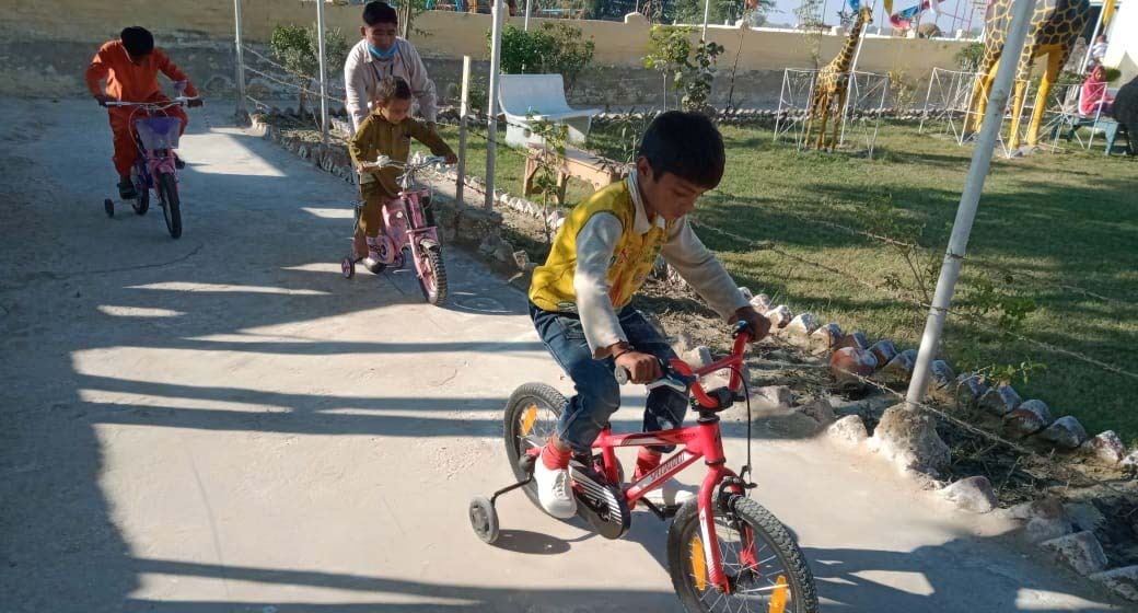 WhatsApp Image 2025-05-09 at 15.25.10