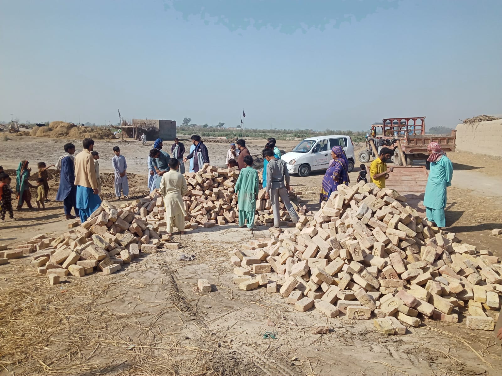 WhatsApp Image 2025-05-09 at 17.02.31